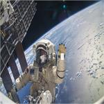 آمادگی فضانوردان ایستگاه بین‌المللی برای جشن کریسمس
